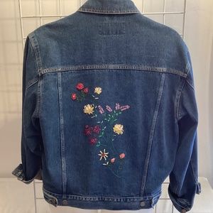Embroidered Jean Jacket Denim Floral Vintage Large